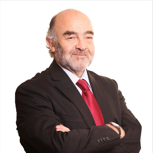 ARTURO VARELA