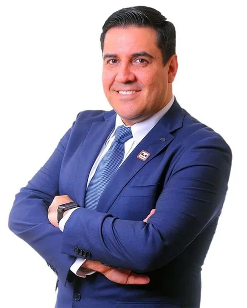 RUBÉN TORRES