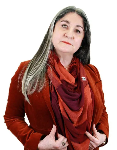 Jacqueline Olivares
