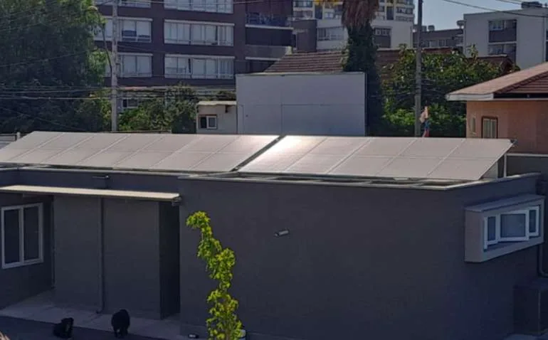 Chile acelera su transición energética: Crecimiento sin precedentes en energías renovables