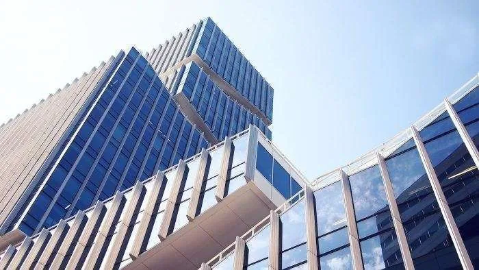 Sólo dos proyectos de reconversión de oficinas en viviendas se han aprobado en Santiago Centro