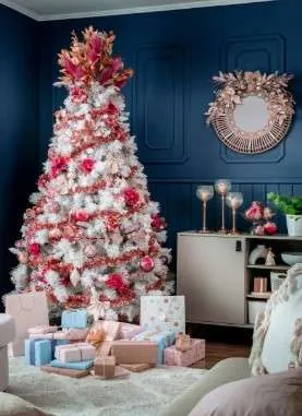 Cómo decorar un árbol de Navidad moderno y full tendencia