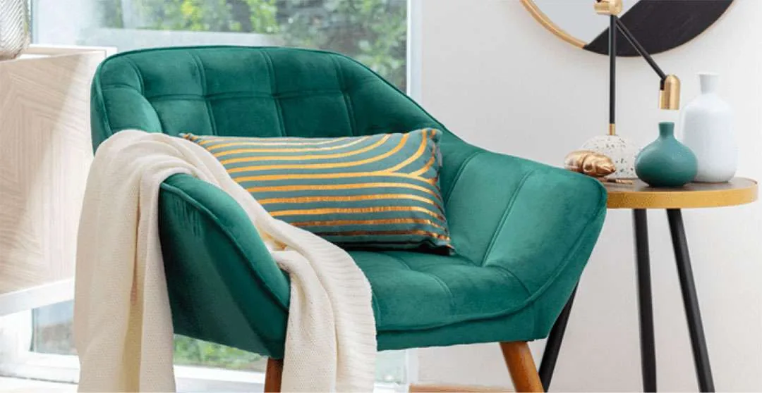 Transforma el corazón de tu hogar con un living comedor Vintage moderno